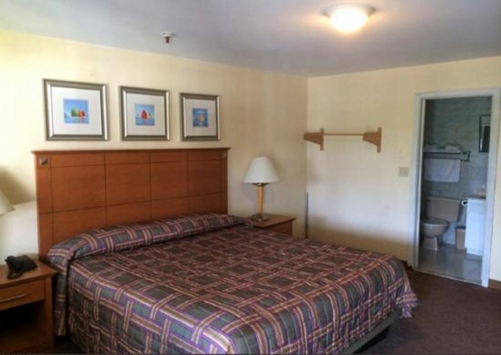 Naugatuck Motor Lodge Εξωτερικό φωτογραφία