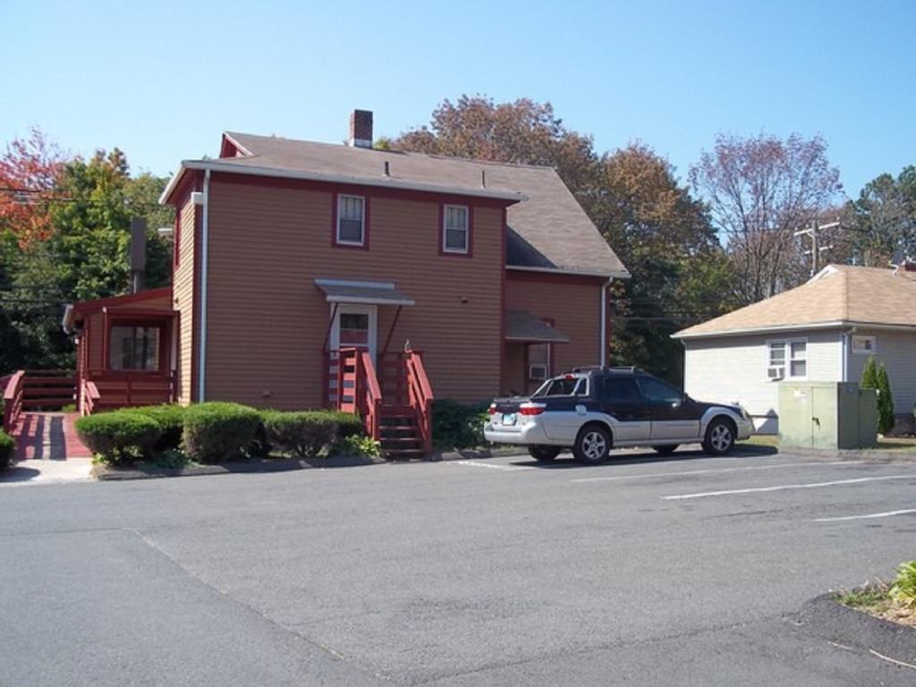 Naugatuck Motor Lodge Εξωτερικό φωτογραφία